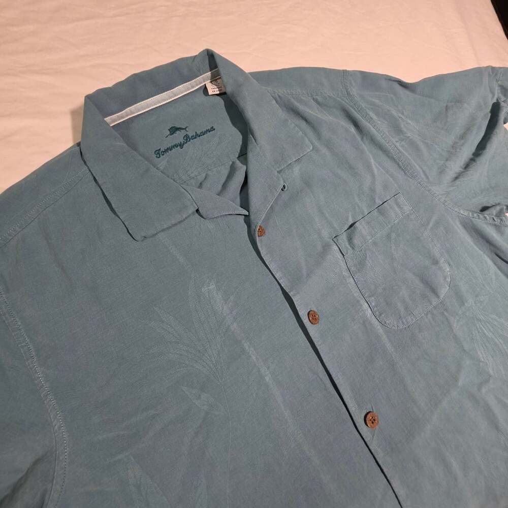 Tommy Bahama Silk Camp Shirt Size L Teal Palm Leaf Short Sleeve